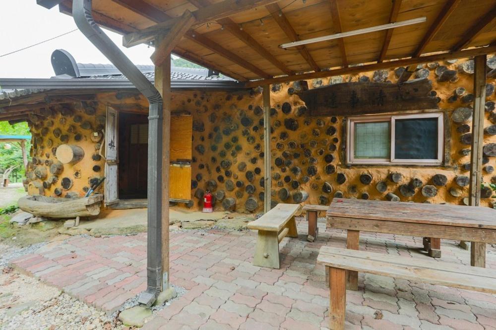 Hoengseong Daraegol Sanbang Pension Номер фото